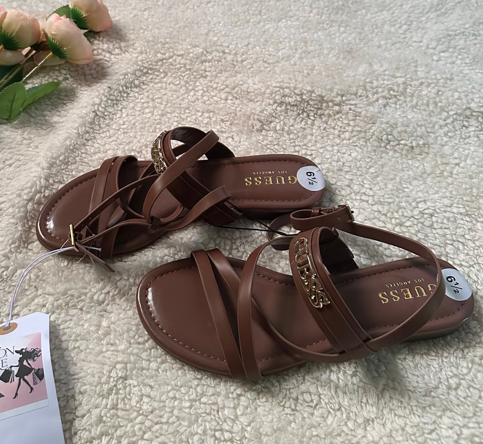 Sandalias Guess para dama